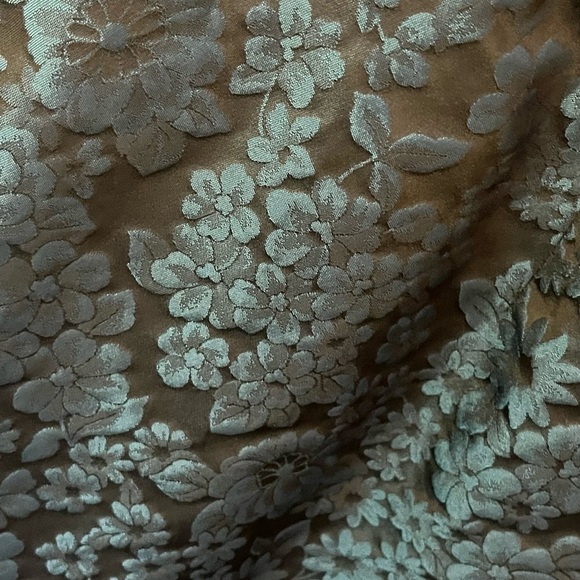 Dress - Picture 5 of 6